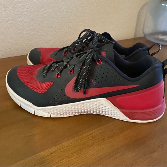 nike metcon 1 banned